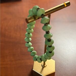 Green Beaded Bracelet 🍀🌿- gr8 stocking stuffer